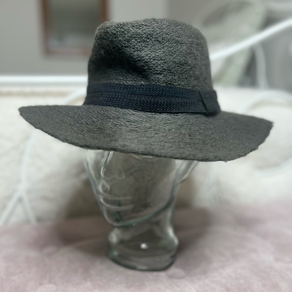 Hat Bundle - Picture 6 of 6